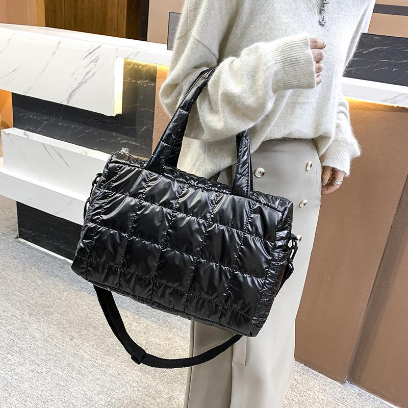 Space Pad Cotton Shoulder Bag  - Shoulder Bag Structured avis et prix