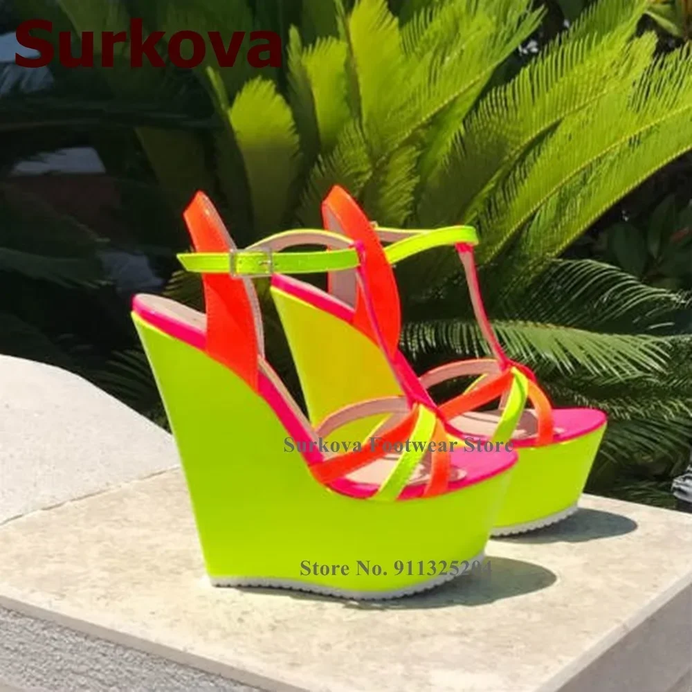 Surkova Neon Yellow Wedge Heel - Women'S Formal Wear For Wedding avis et prix
